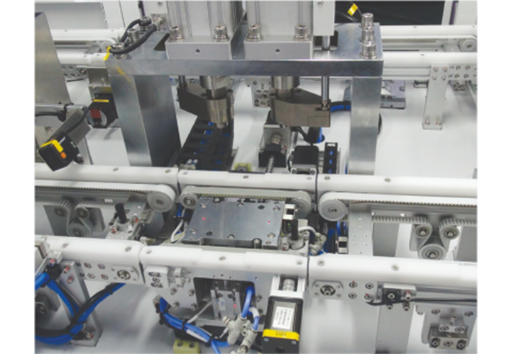 分流器鉚壓組裝設(shè)備